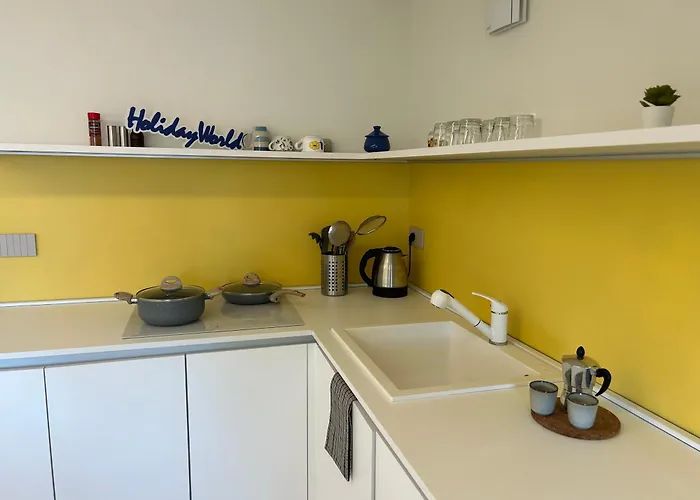 Ad Un Passo Dalle Nuvole By World