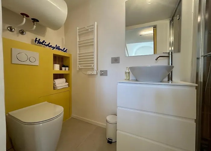 Ad Un Passo Dalle Nuvole By World * 토리노