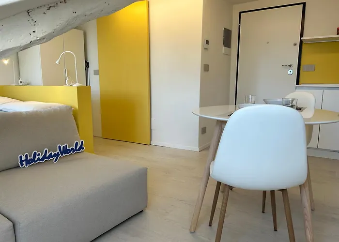 Ad Un Passo Dalle Nuvole By World *