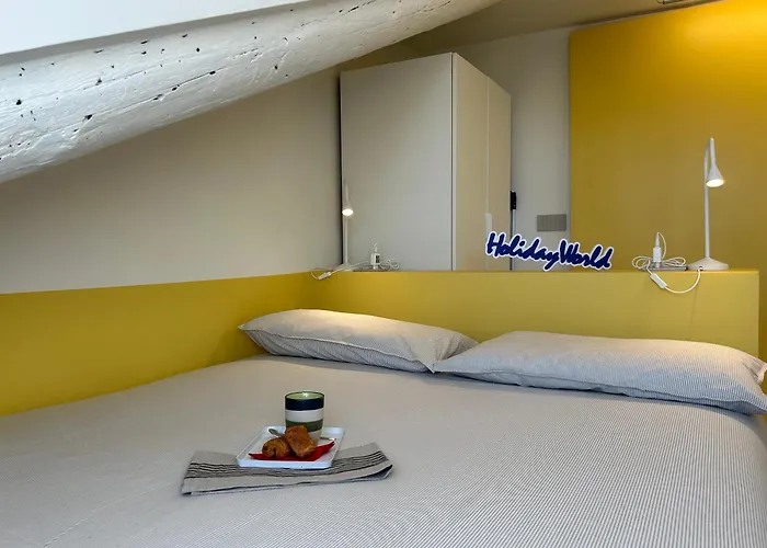 Ad Un Passo Dalle Nuvole By World * 토리노